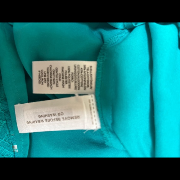 Beautiful green/teal lace dress perfect for summer or for a date night! - Picture 6 of 6